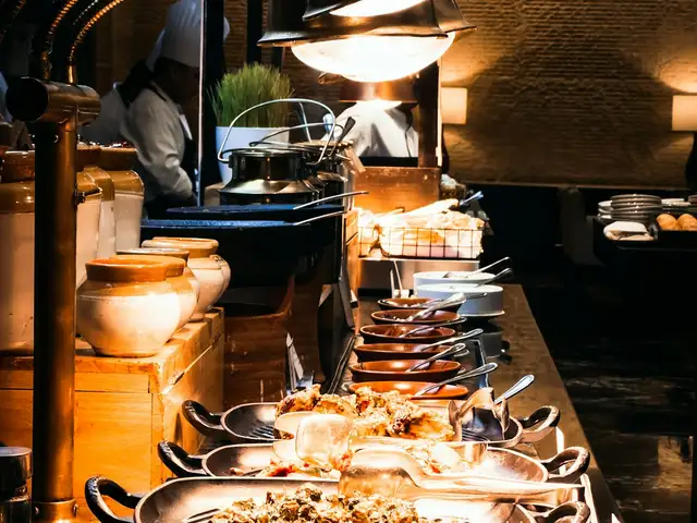 Sunday Brunch Day Pass
